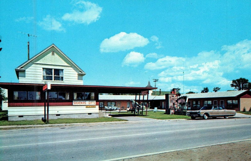 Ellis Motel & Restaurant - Vintage Postcard (newer photo)